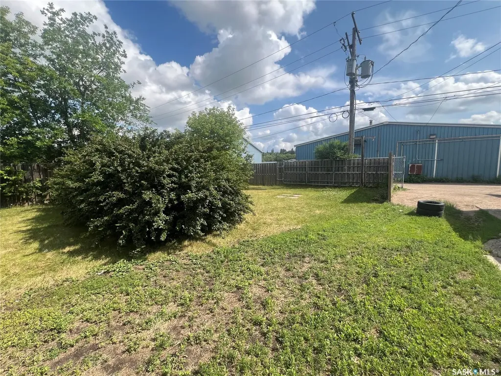 565 15th Street W Prince Albert SK S6V 3R3
