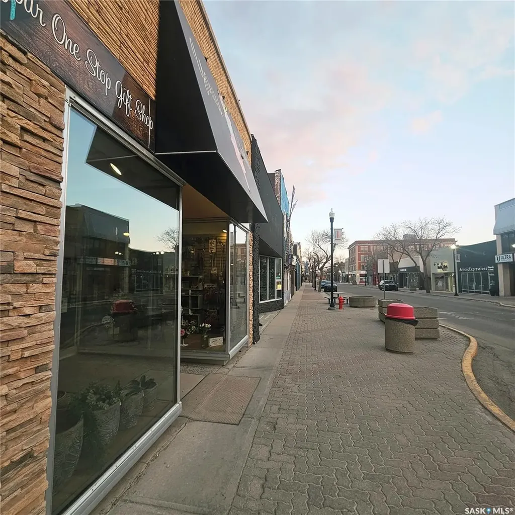147 Central Avenue N Swift Current SK S9H 0K9