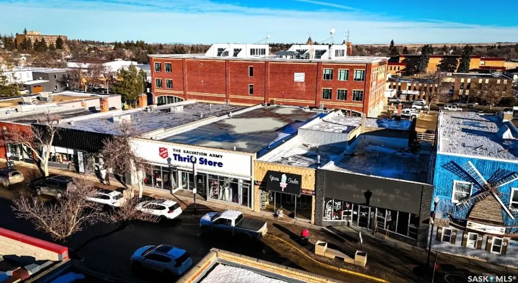 147 Central Avenue N Swift Current SK S9H 0K9