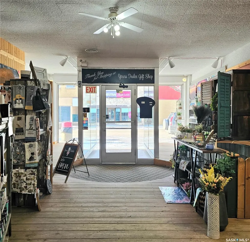 147 Central Avenue N Swift Current SK S9H 0K9