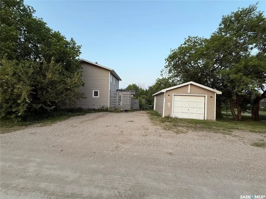 103 2nd Street W Storthoaks SK S0C 2K0