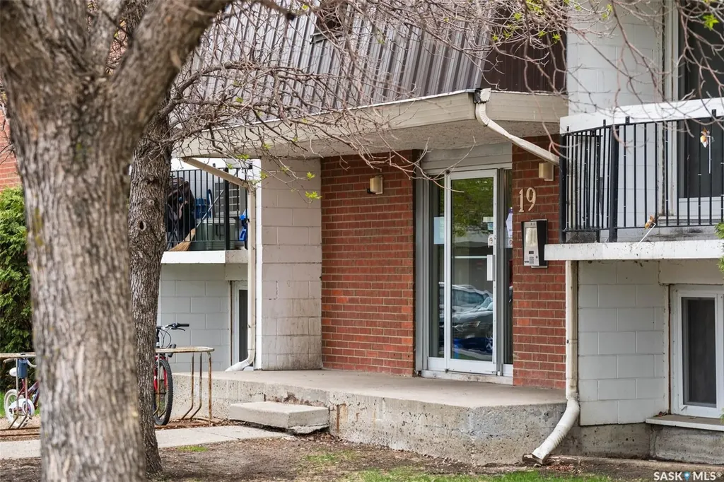 19 Centennial Street Regina SK S4S 6P8