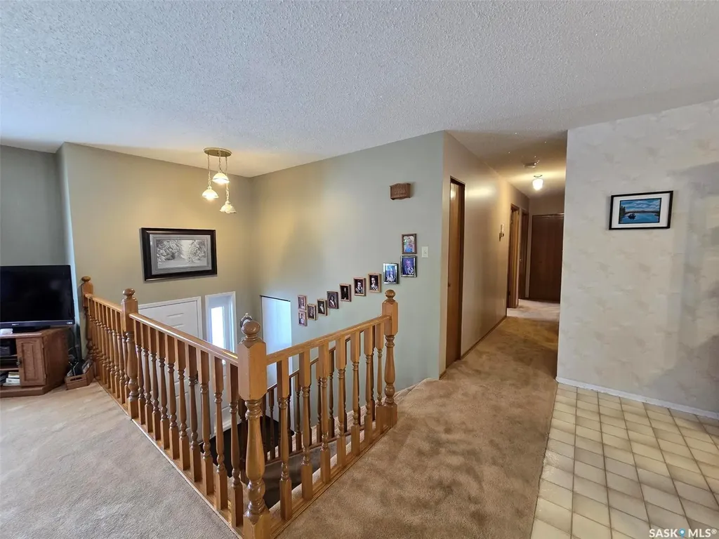 903 Assiniboia Avenue Grenfell SK S0G 2B0