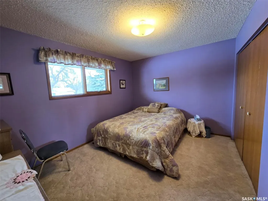 903 Assiniboia Avenue Grenfell SK S0G 2B0