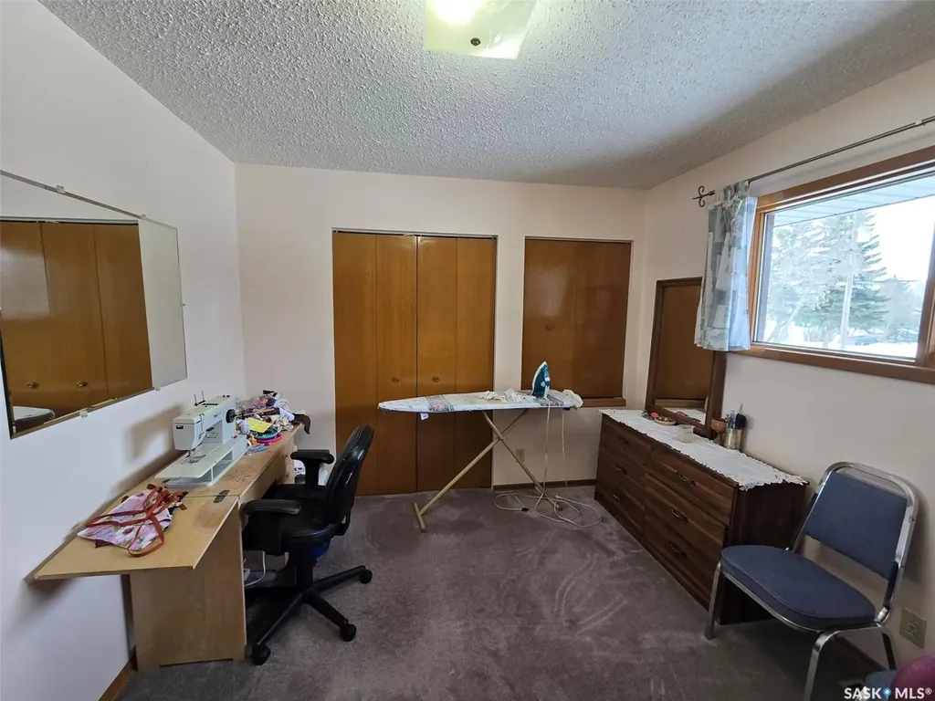 903 Assiniboia Avenue Grenfell SK S0G 2B0