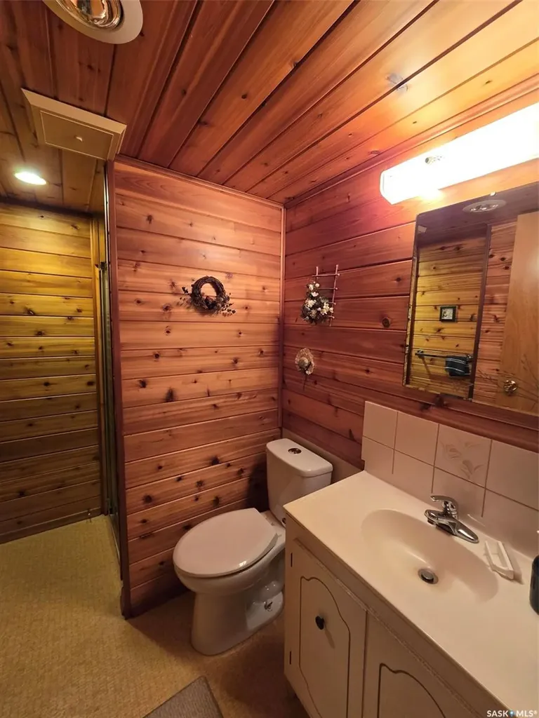 903 Assiniboia Avenue Grenfell SK S0G 2B0