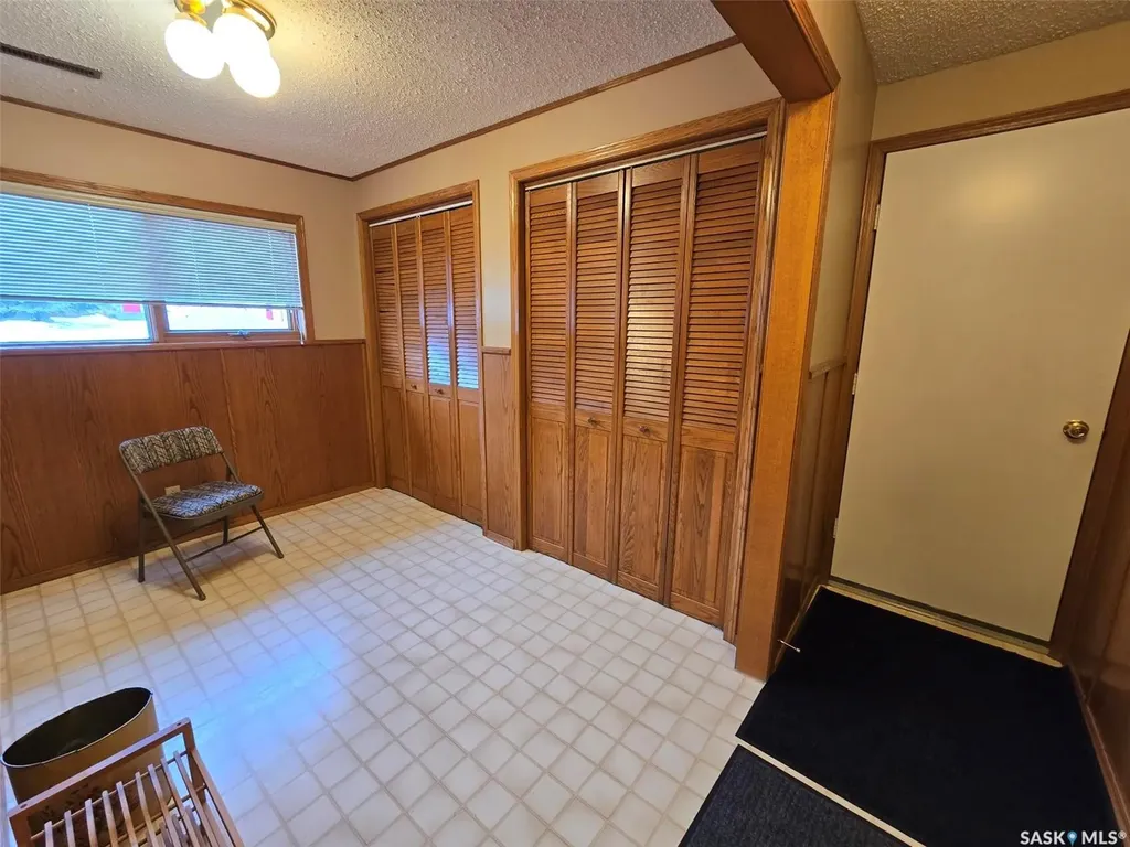 903 Assiniboia Avenue Grenfell SK S0G 2B0