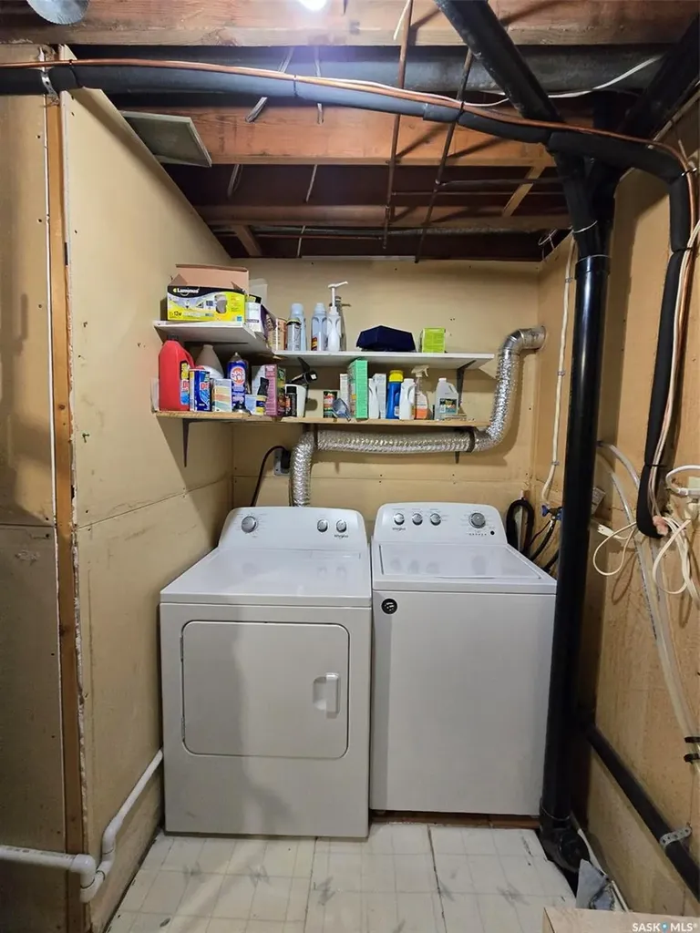 903 Assiniboia Avenue Grenfell SK S0G 2B0