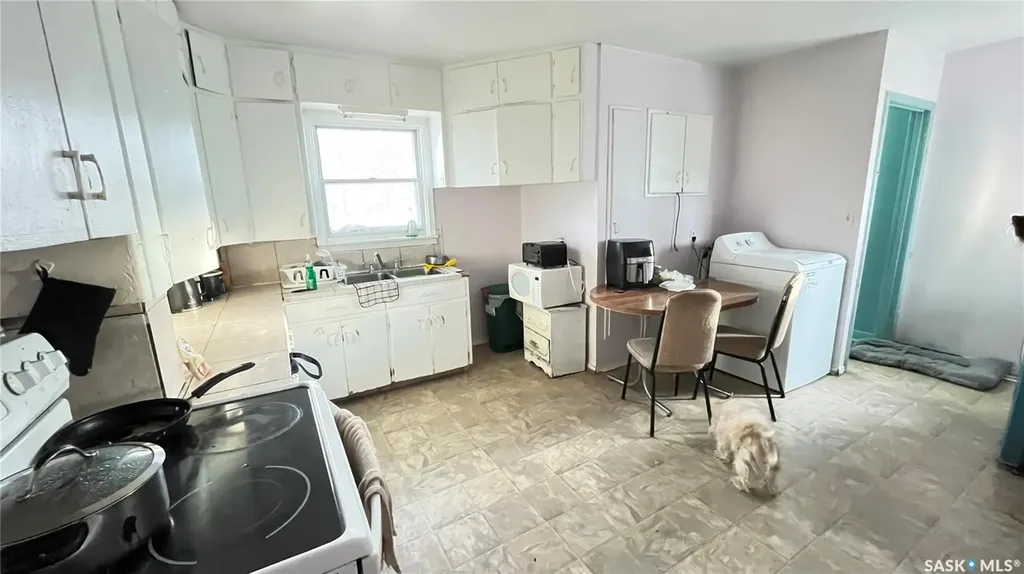 46 Pacific Avenue Maple Creek SK S0N 1N0