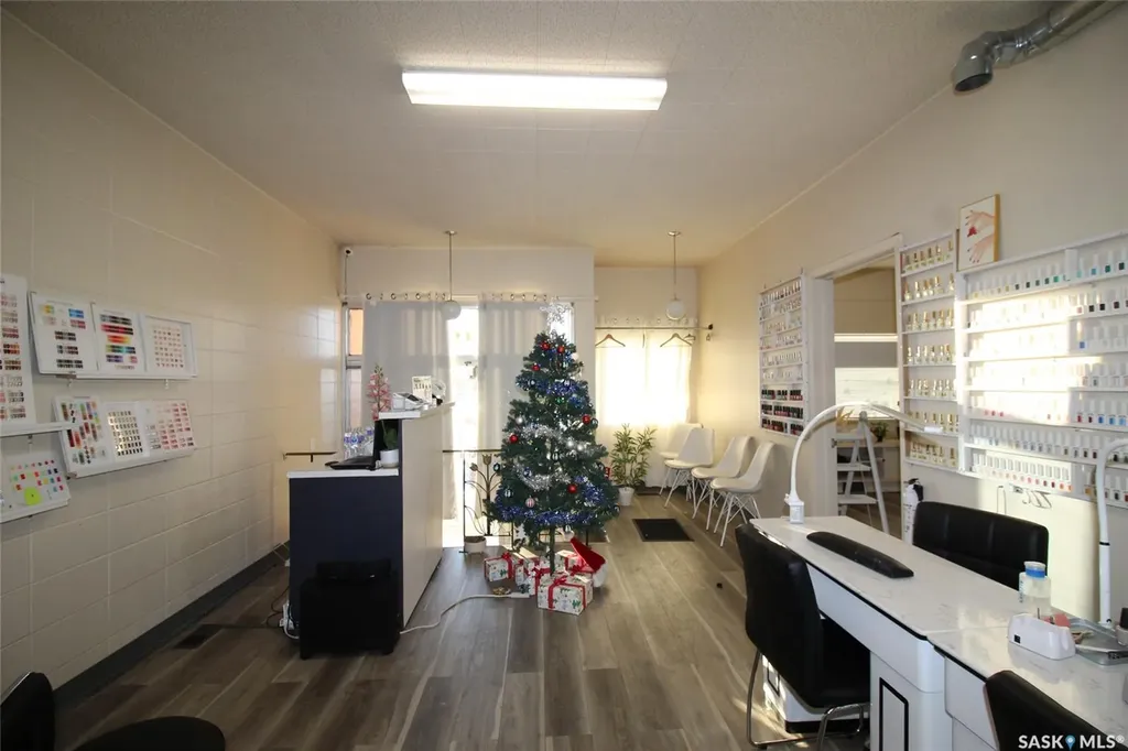 254 Centre Street Shaunavon SK S0N 2M0