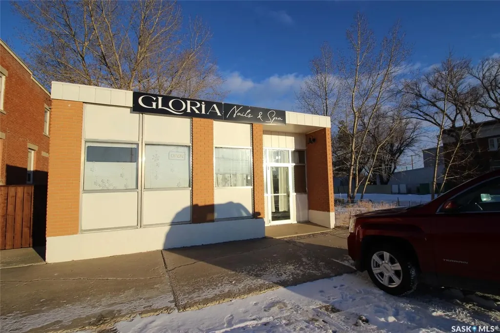 254 Centre Street Shaunavon SK S0N 2M0