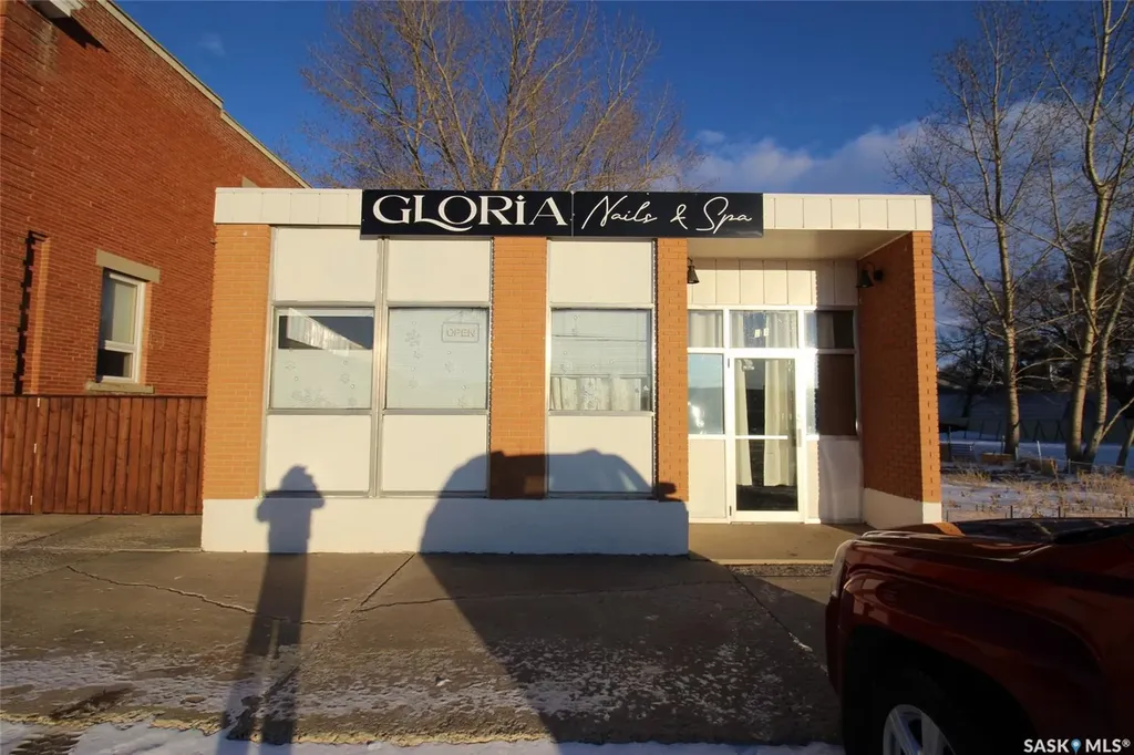 254 Centre Street Shaunavon SK S0N 2M0