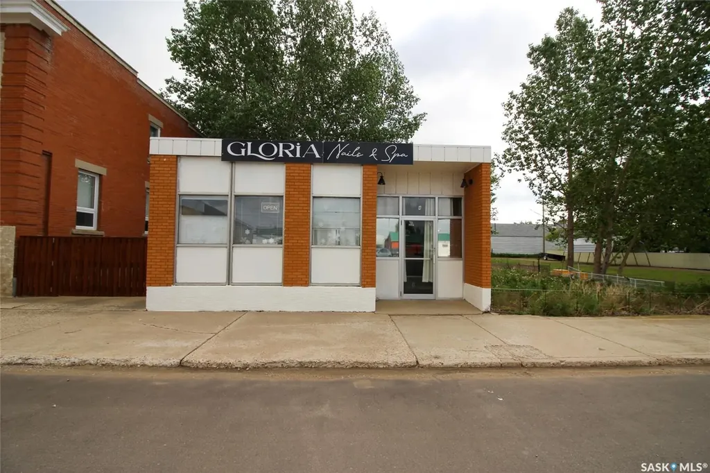 254 Centre Street Shaunavon SK S0N 2M0