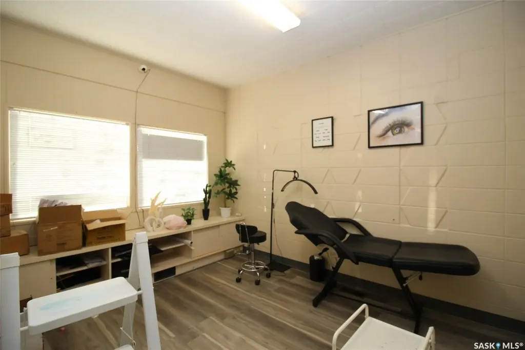 254 Centre Street Shaunavon SK S0N 2M0