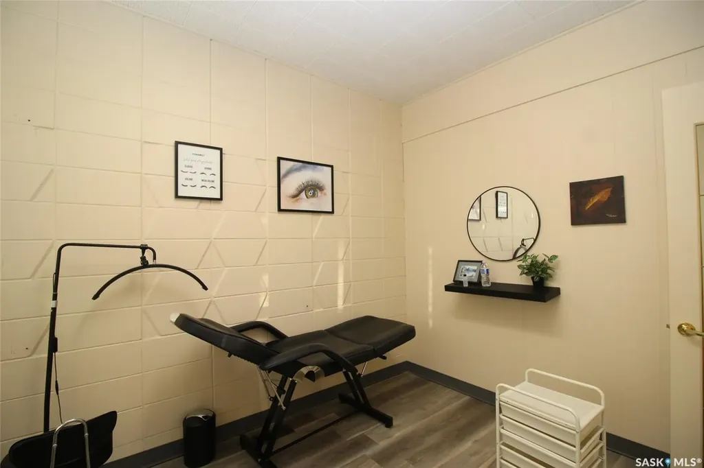 254 Centre Street Shaunavon SK S0N 2M0