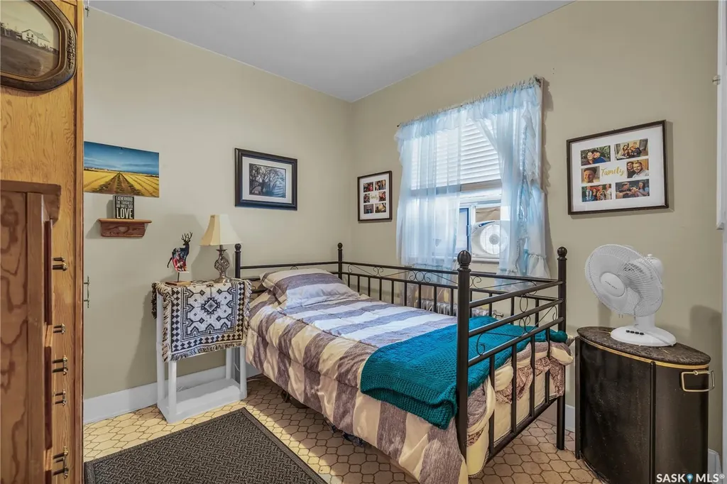 1262 103rd Street North Battleford SK S9A 1K8