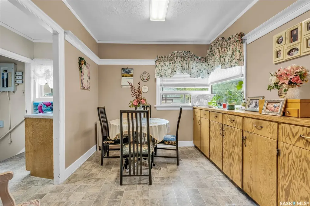 1262 103rd Street North Battleford SK S9A 1K8
