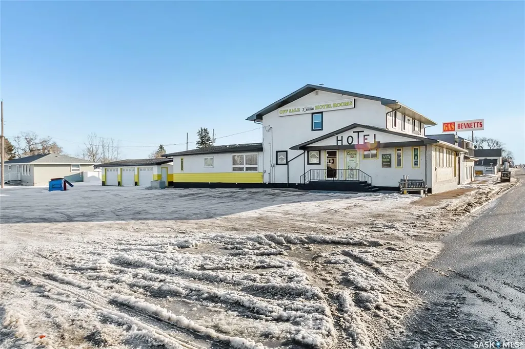 301 11 Highway Chamberlain SK S0G 0R0