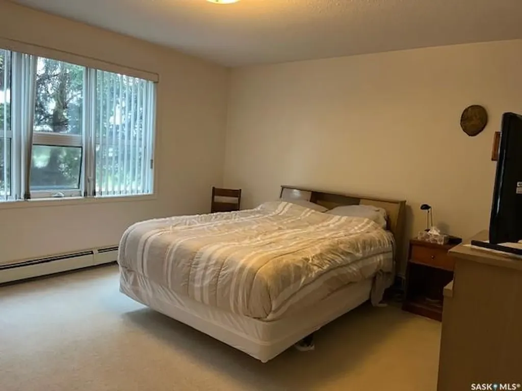 102 1st Avenue Caronport SK S0H 0S0
