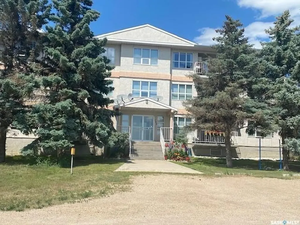 102 1st Avenue Caronport SK S0H 0S0