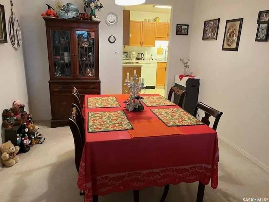 102 1st Avenue Caronport SK S0H 0S0