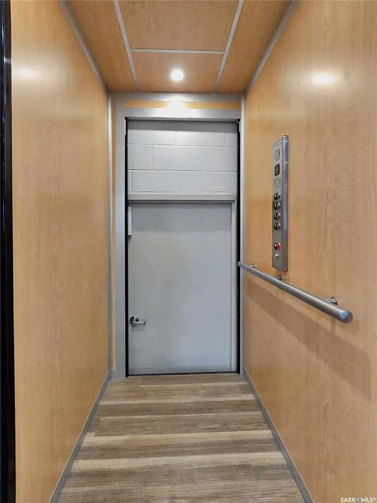 3102 Caen Street Saskatoon SK S7M 3N5