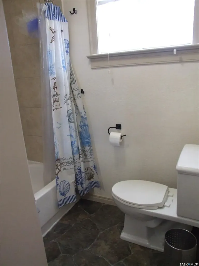 115 1st Street E Leader SK S0N 1H0