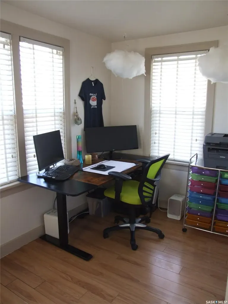 115 1st Street E Leader SK S0N 1H0