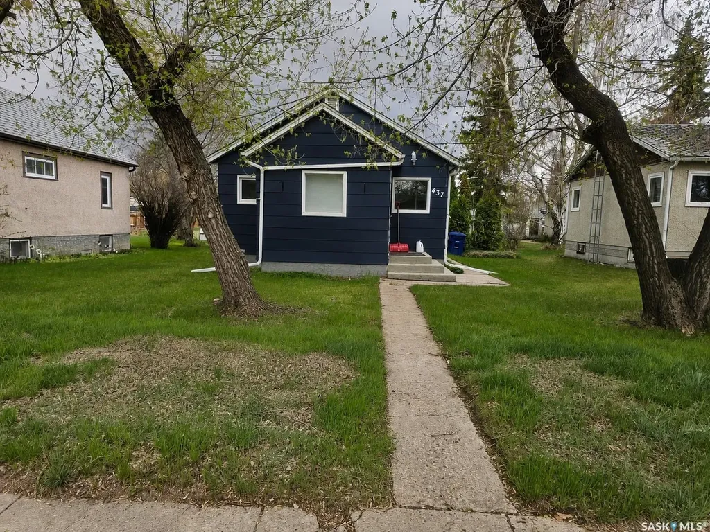 437 4th Avenue E Unity SK S0K 4L0