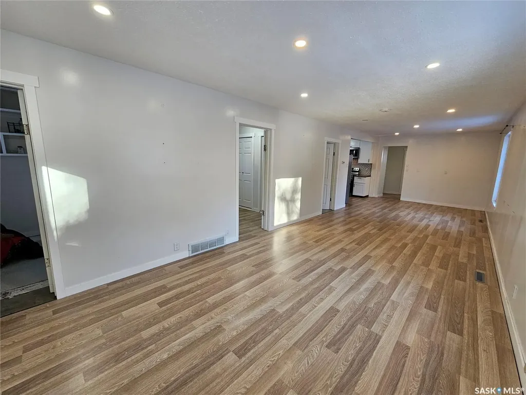 437 4th Avenue E Unity SK S0K 4L0