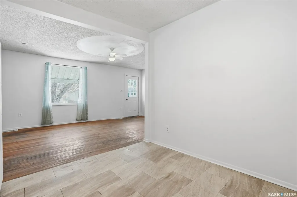 843 Argyle Street Regina SK S4T 3P9