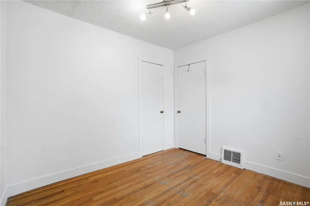 843 Argyle Street Regina SK S4T 3P9