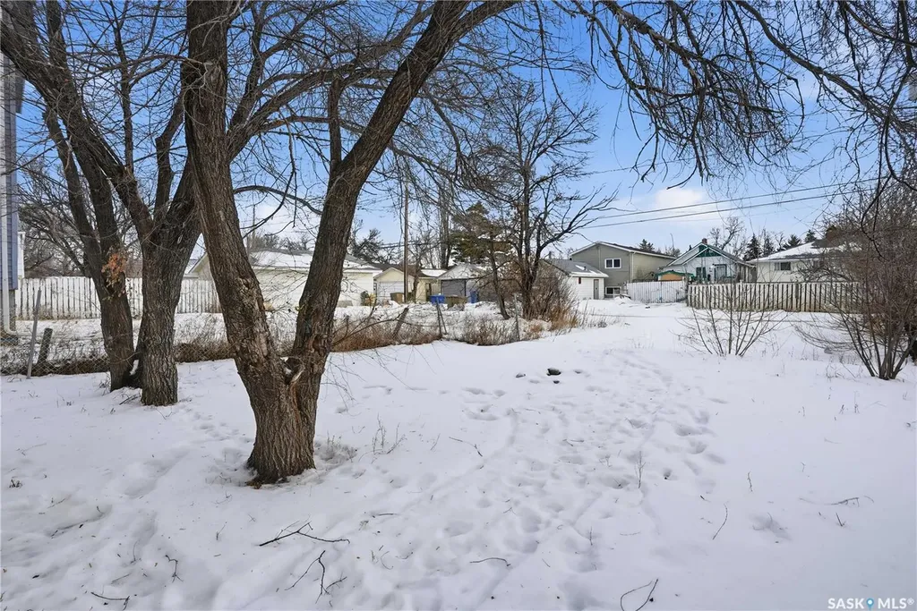 843 Argyle Street Regina SK S4T 3P9
