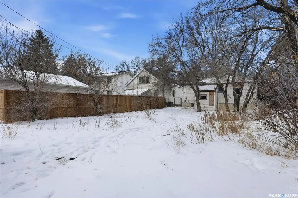 843 Argyle Street Regina SK S4T 3P9
