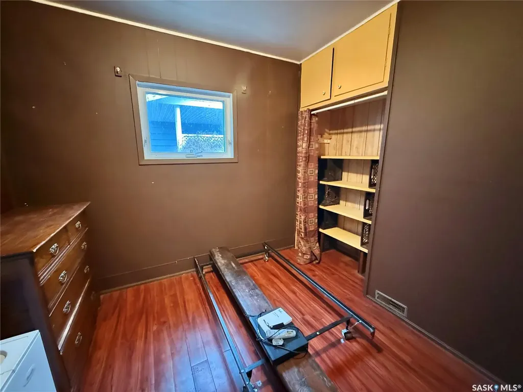 423 Dennis Street Herbert SK S0H 2A0