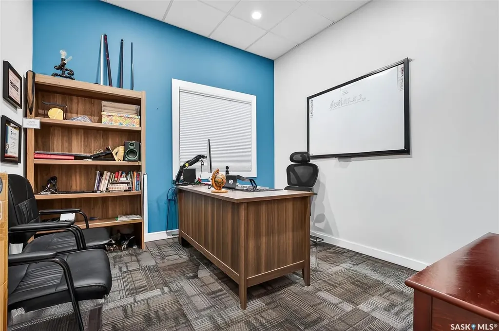 637 Main Street N Moose Jaw SK S6H 0W6