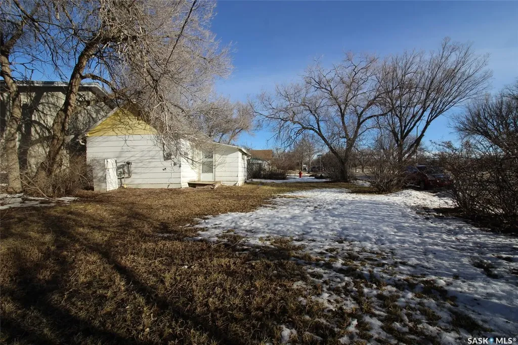 605 3rd Street W Shaunavon SK S0N 2M0