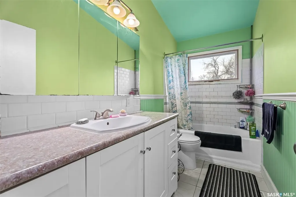 315 Birch Street Caronport SK S0H 0S0