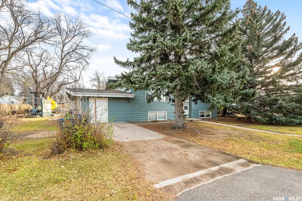 315 Birch Street Caronport SK S0H 0S0