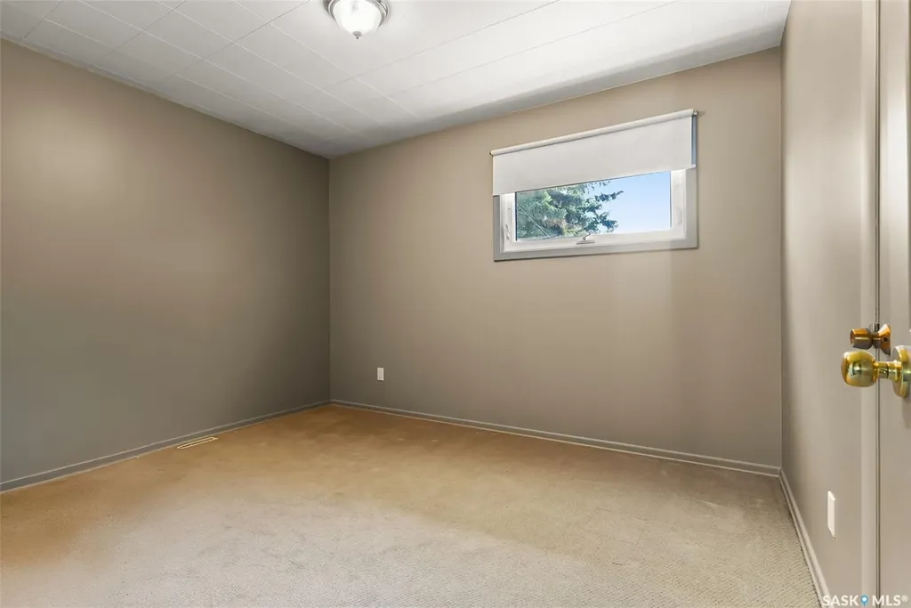 433 9th Avenue W Melville SK S0A 2P0