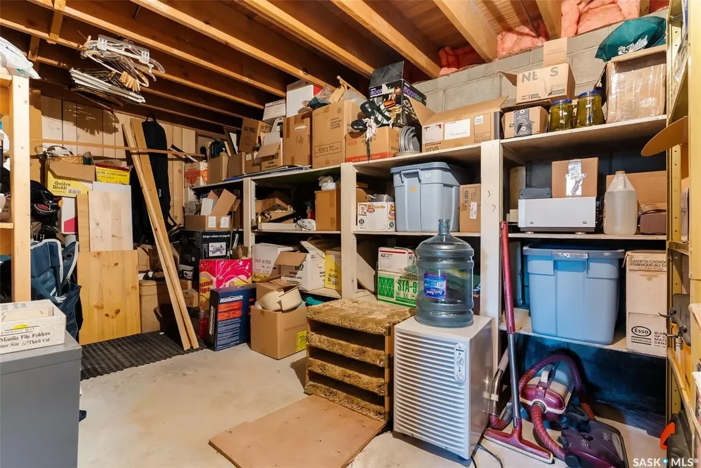 433 9th Avenue W Melville SK S0A 2P0