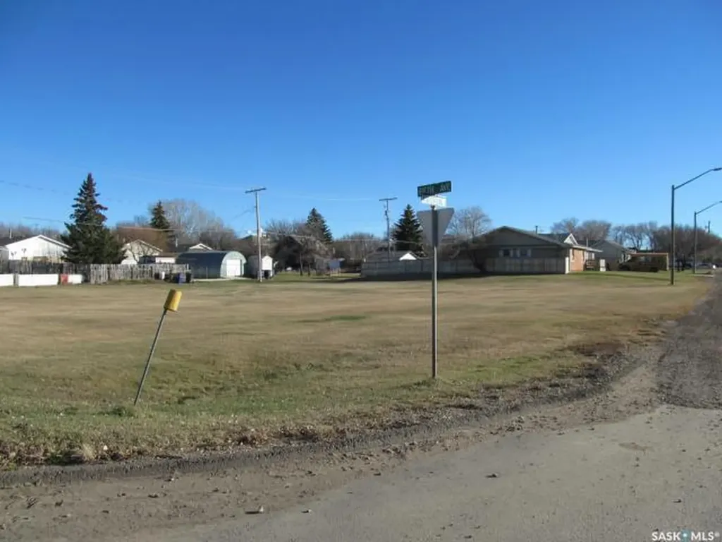 490 5th Street W Shaunavon SK S0N 2M0
