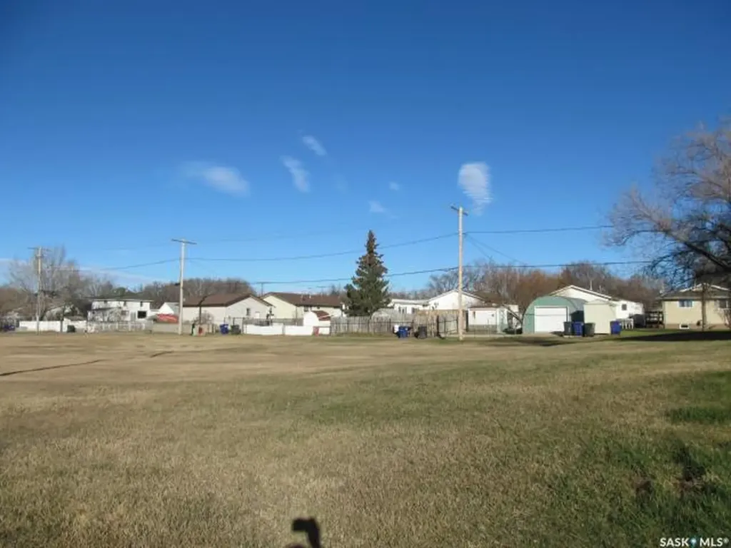 490 5th Street W Shaunavon SK S0N 2M0