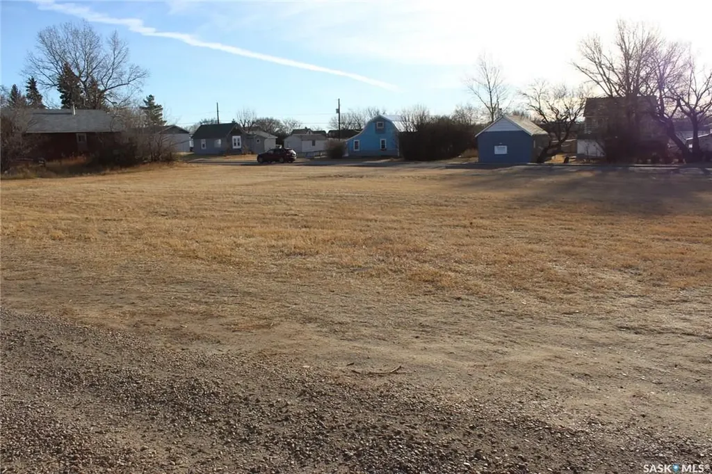 253 2nd Avenue E Shaunavon SK S0N 2M0
