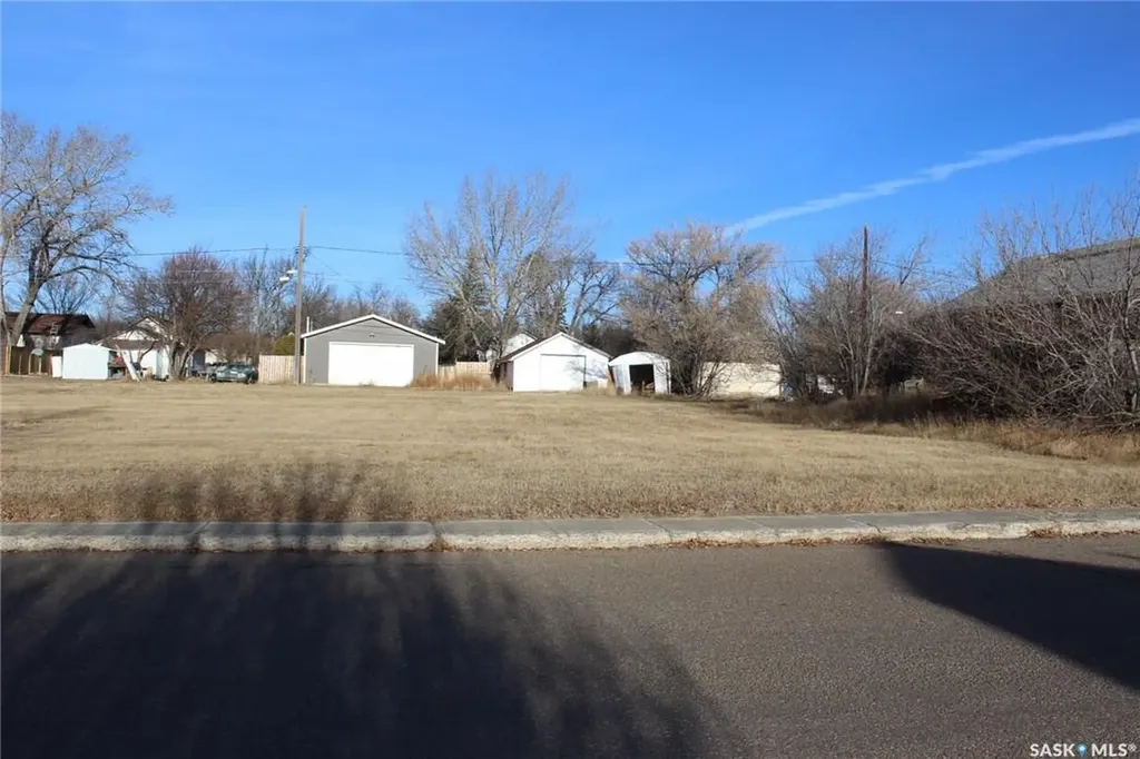 253 2nd Avenue E Shaunavon SK S0N 2M0