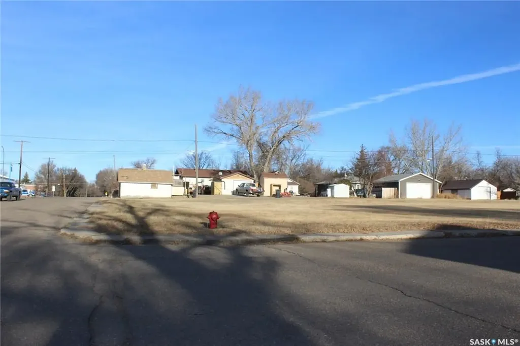 253 2nd Avenue E Shaunavon SK S0N 2M0
