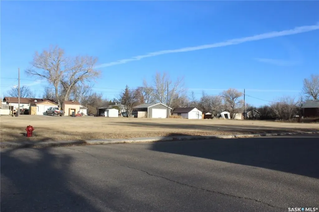 253 2nd Avenue E Shaunavon SK S0N 2M0