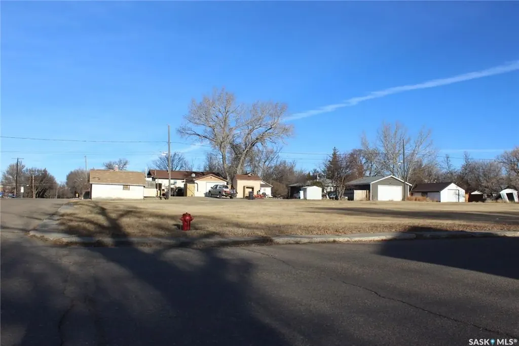 253 2nd Avenue E Shaunavon SK S0N 2M0