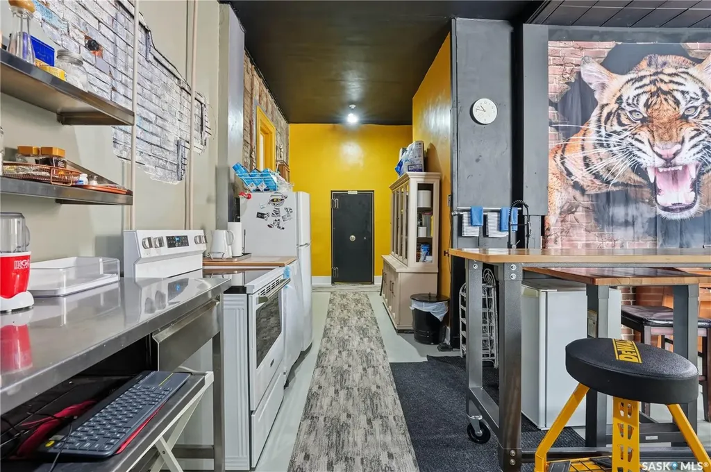418 Main Street Gravelbourg SK S0H 1X0