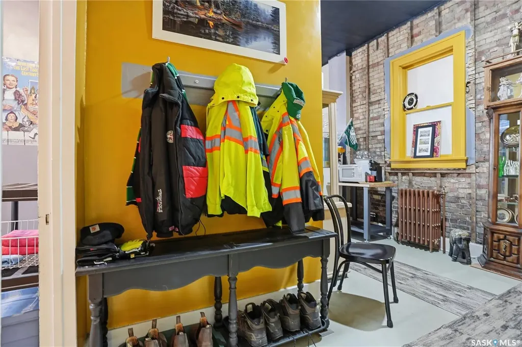 418 Main Street Gravelbourg SK S0H 1X0